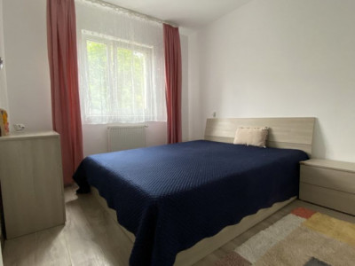 Apartament 2 camere(utilat-mobilat), situat în zona Florilor