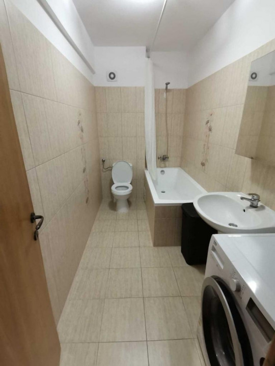 Apartament 2 camere(utilat-mobilat), situat în zona Rulmentul