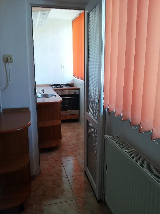 Apartament 2 camere de inchiriat in Centrul Civic