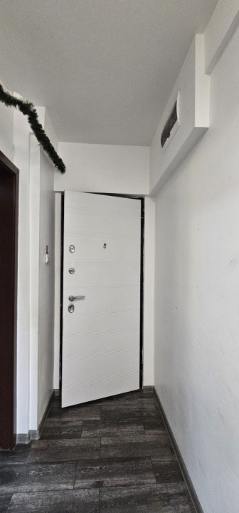 Apartament 3 camere, zona Astra