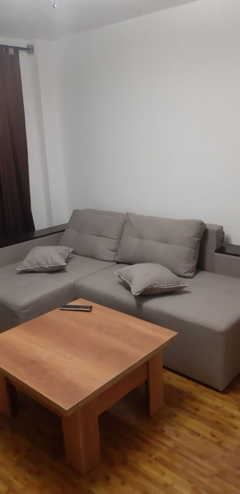 Apartament 2 camere (utilat-mobilat), situat în zona Judetean