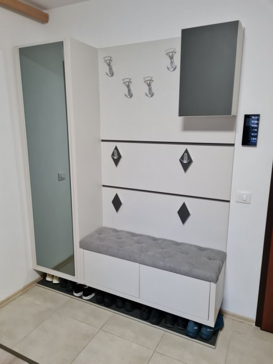 Apartament 2 camere-studio (utilat-mobilat), situat în zona Coresi(Stefan Baciu)