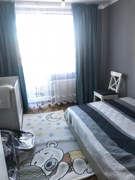 Apartament 3 camere(mobilat-utilat), situat în zona Astra