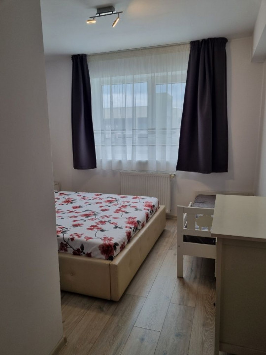 Apartament 2 camere (utilat-mobilat), situat în zona Coresi(Stefan Baciu)