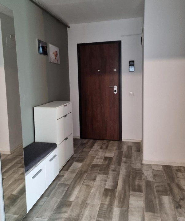 Apartament 2 camere (utilat-mobilat), situat în zona Coresi(Stefan Baciu)