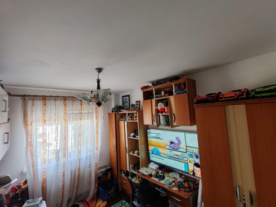 Apartament de 3 camere zona Gării