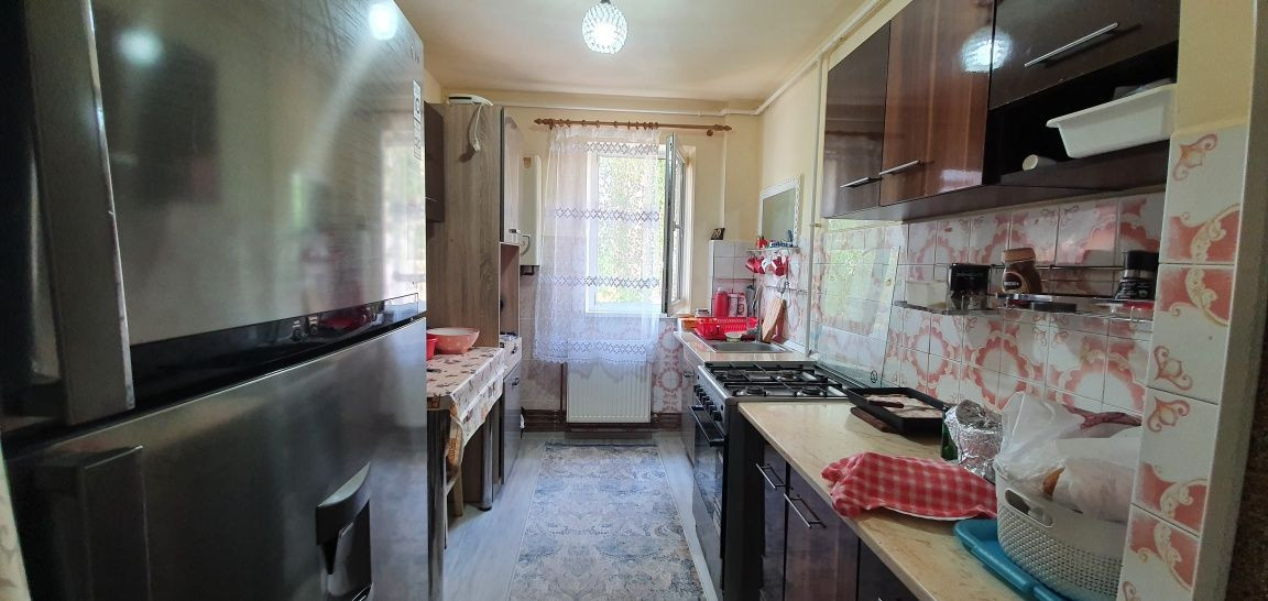 Apartament 4 camere, zona Noua