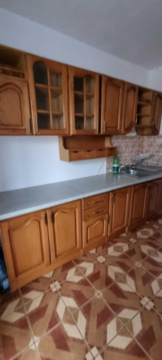 Apartament 4 camere(utilat-mobilat), in zona Triaj