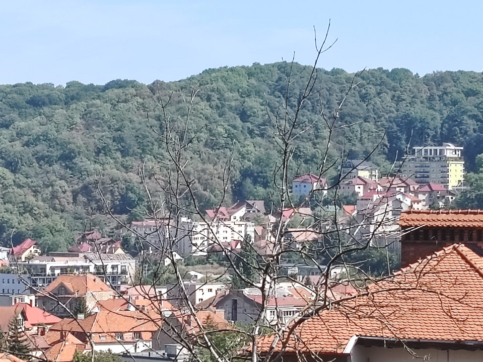 Apartament de Vânzare în Centrul Vechi al Brașovului, Panoramă Superbă 