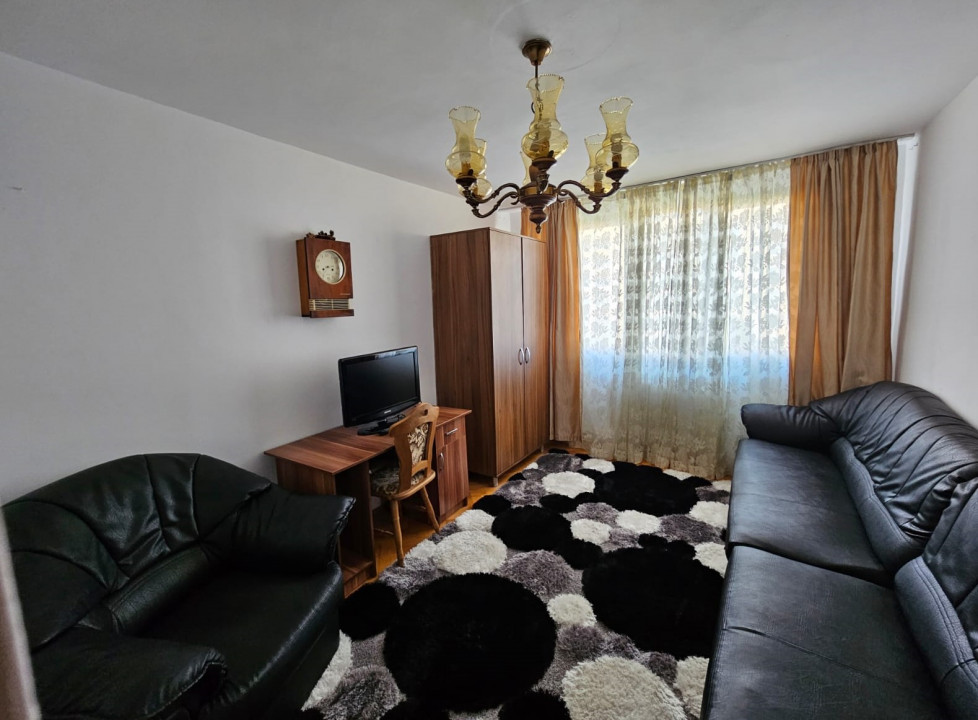 Apartament 3 camere decomandat, Zona  Centrul Civic 