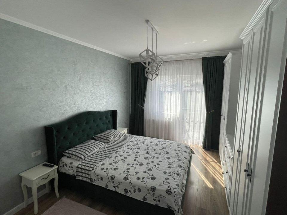  Apartament 3 camere  Coresi 