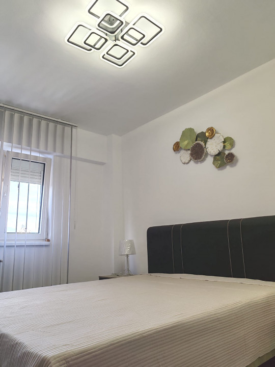 Apartament 2 camere mobilat și utilat complet, în Centrul Civic Brașov