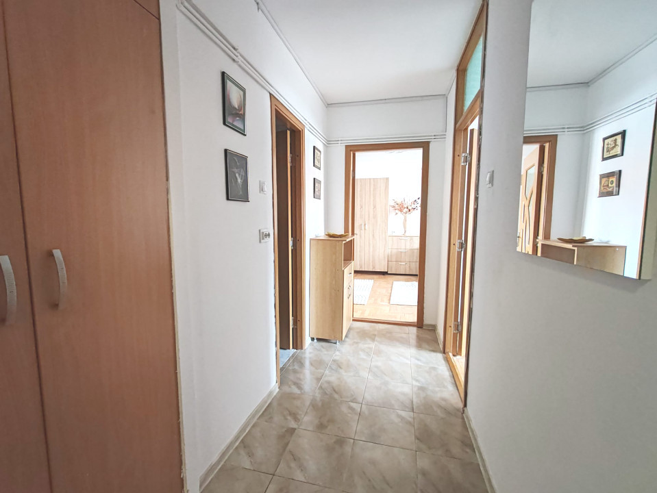 Apartament 2 camere mobilat și utilat complet, în Centrul Civic Brașov