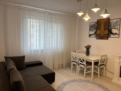 Apartament 3 camere, zona Florilor 