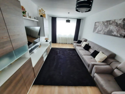 Apartament 2 camere(utilat-mobilat), in zona Coresi