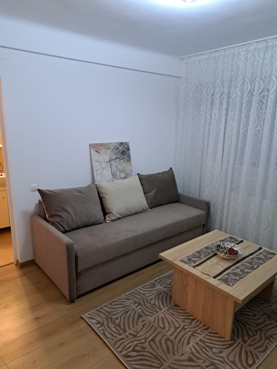 Apartament 2 camere de închiriat pe Calea București, lângă Spitalul Județean