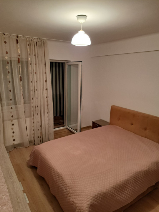 Apartament 2 camere de închiriat pe Calea București, lângă Spitalul Județean