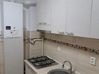 Apartament 2 camere de închiriat pe Calea București, lângă Spitalul Județean