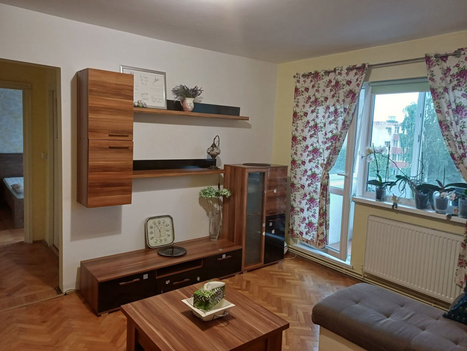 Apartament 2 camere, zona Astra