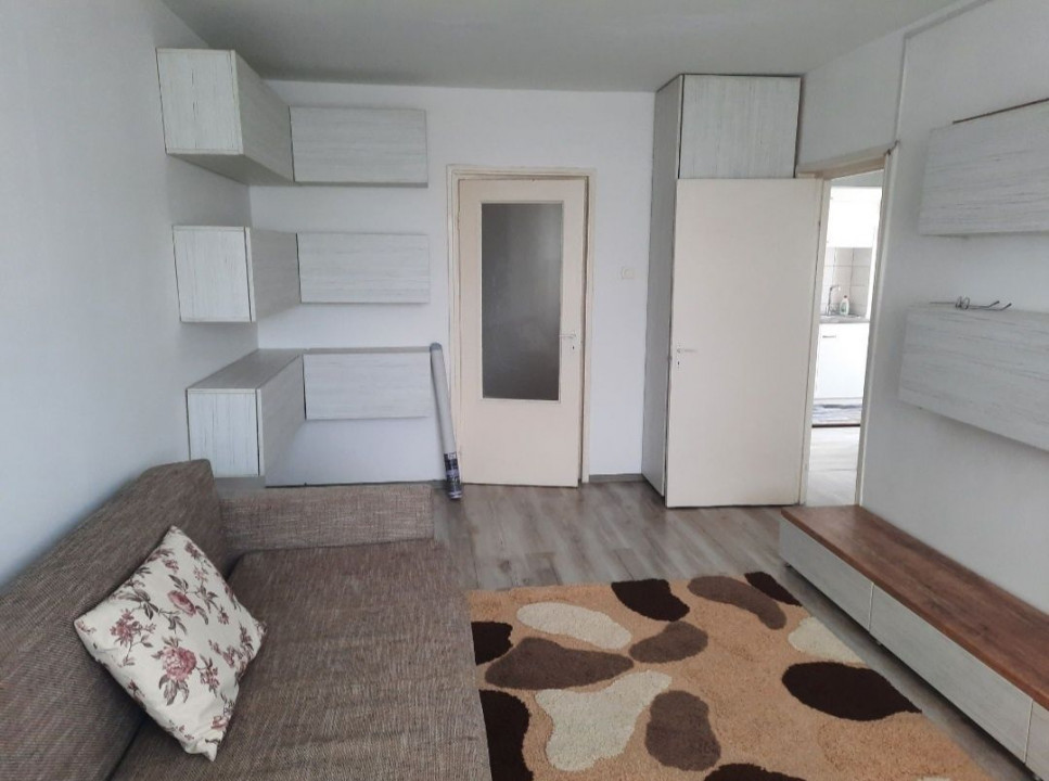 Apartament 2 camere(utilat-mobilat), zona Gemenii