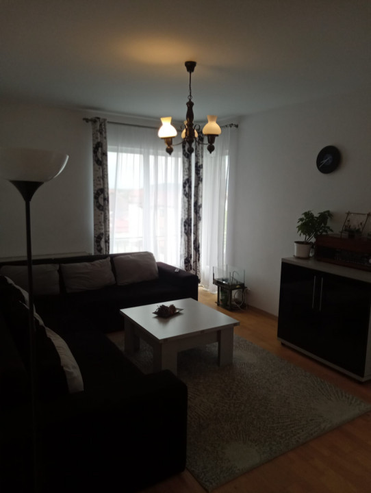 Apartament doua camere Sanpetru !