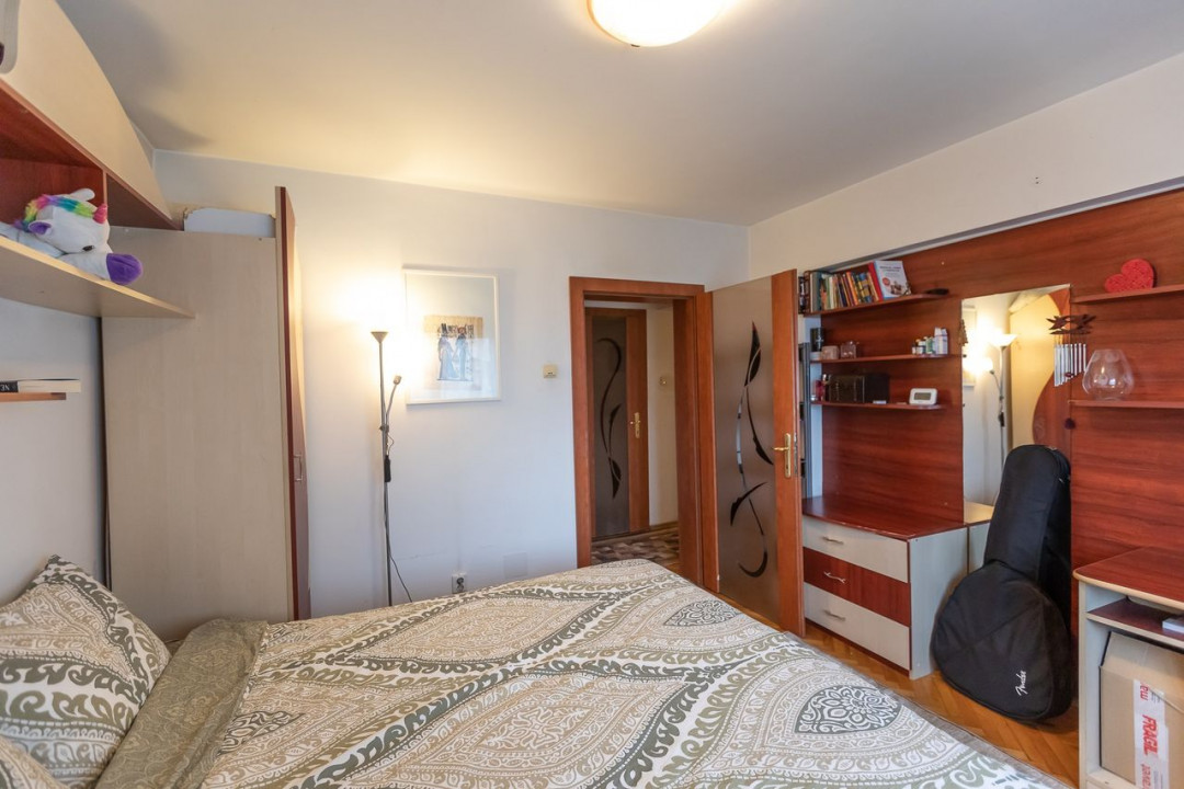 Apartament 4 camere Zona Centrul Civic 