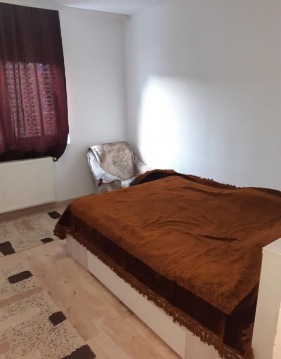 Apartament 3 camere Zona Astra 