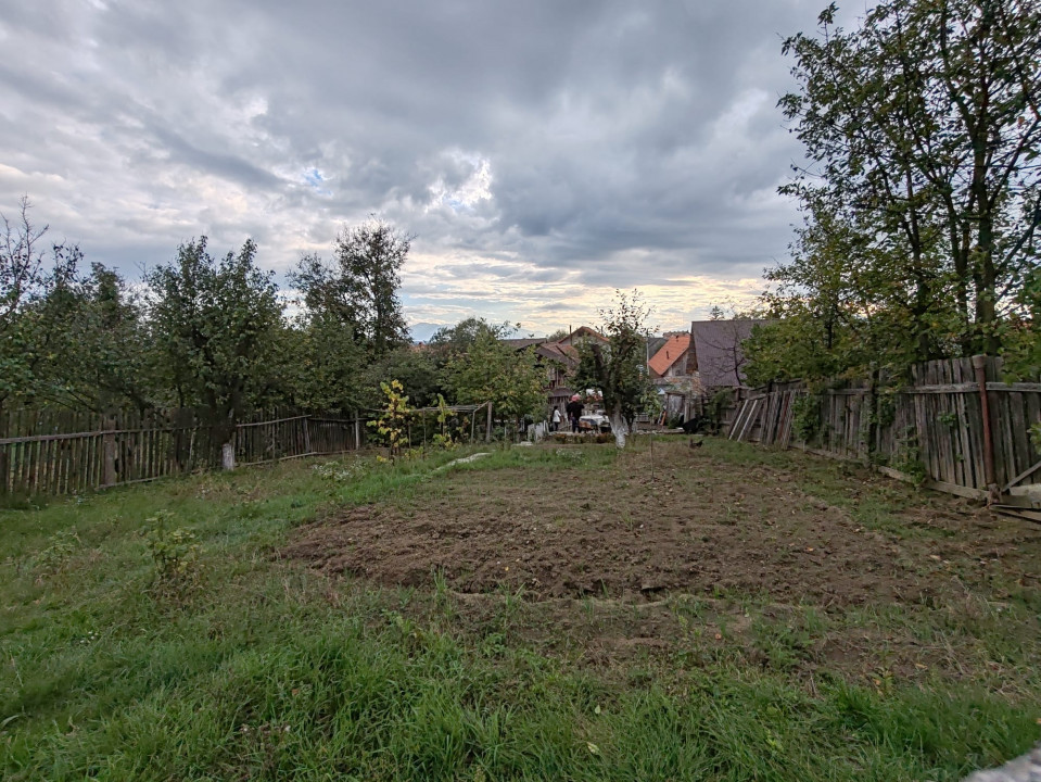 Casă  2 camere situată în Araci