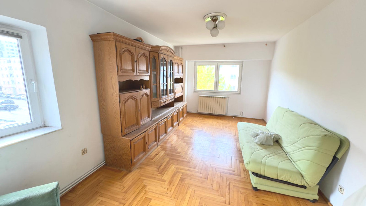 APARTAMENT 3 CAMERE ZONA JUDETEAN