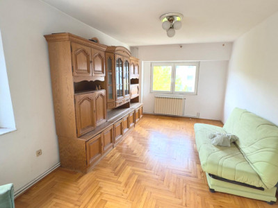 APARTAMENT 3 CAMERE ZONA JUDETEAN