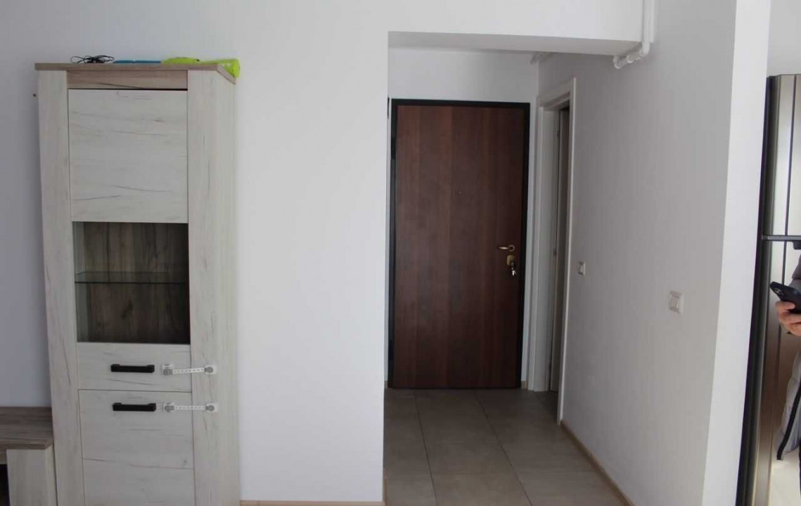 APARTAMENT 2 CAMERE ZONA CORESI 