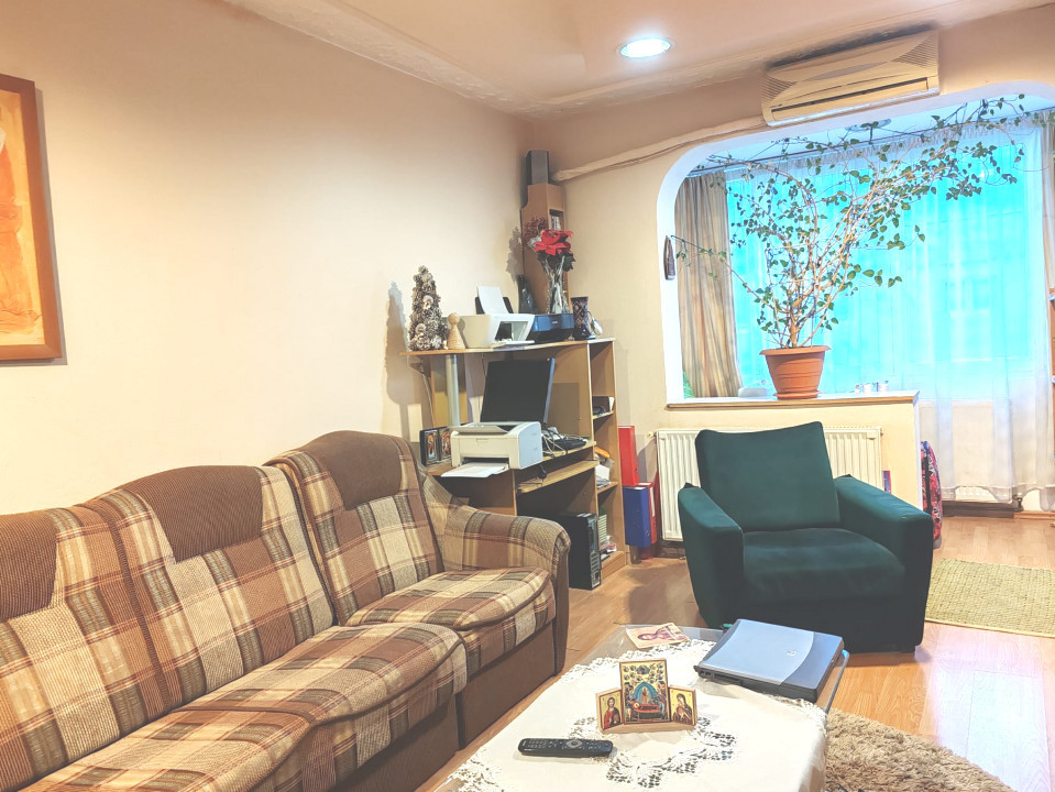 Apartament  2 camere decomandat,  structura mare !