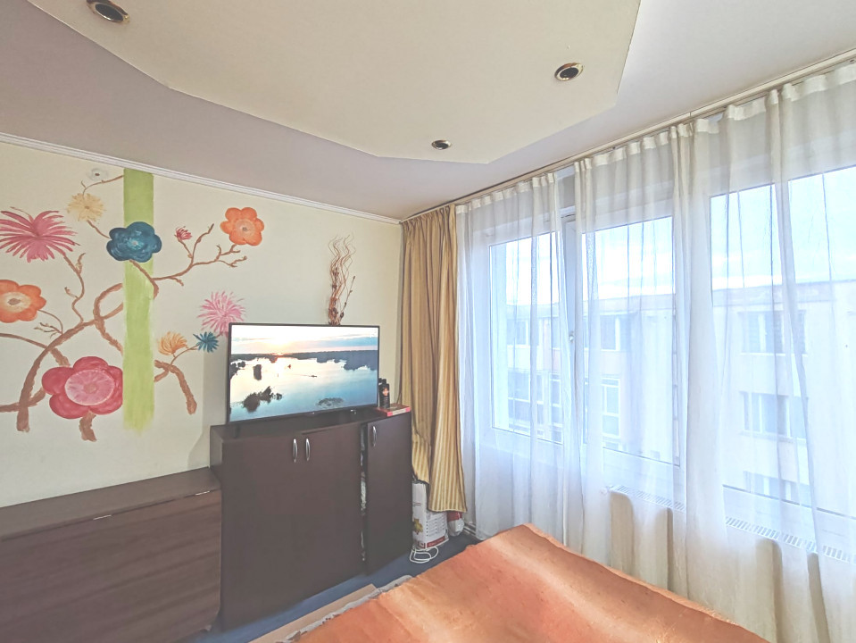 Apartament  2 camere decomandat,  structura mare !