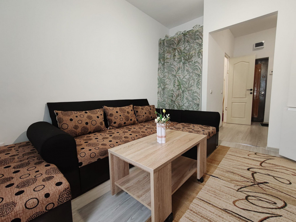 Cameră de cămin renovată și mobilată – Zona Astra