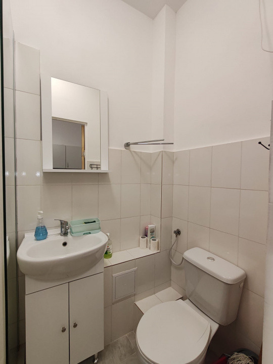 Cameră de cămin renovată și mobilată – Zona Astra