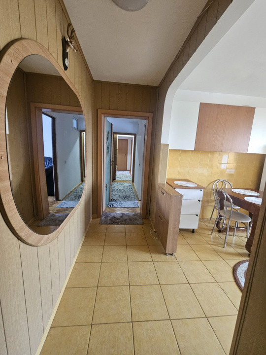Apartament 3 camere Centru Civic!