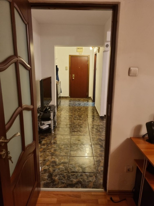 Apartament 4 camere in Zona  Noua