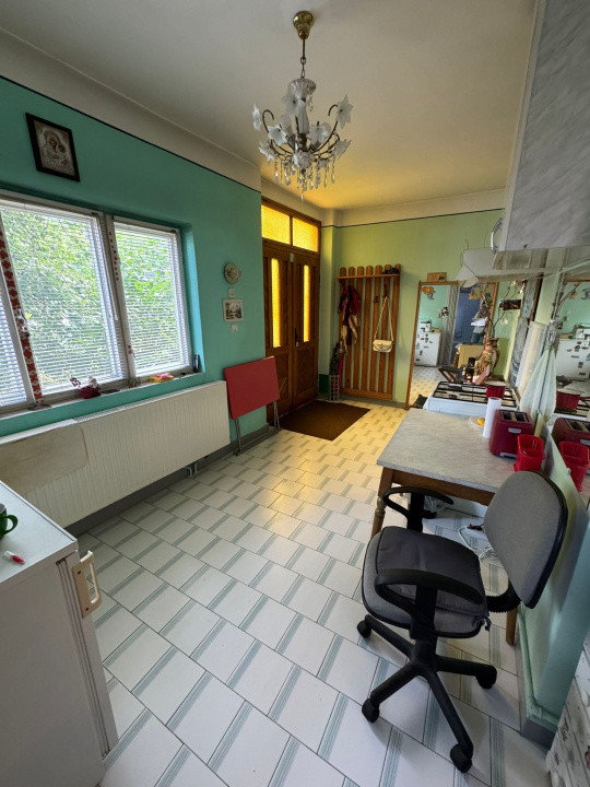 Garsonieră deosebită în casă, zonă Centru Istoric – Etaj 1 + Mansardă, 40 mp 