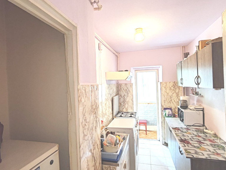 Apartament 2 camere decomandat