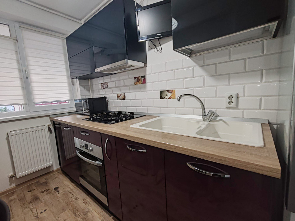 Apartament  2 camere  Coresi !