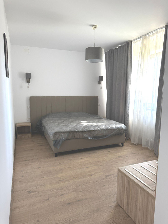 Clădire renovată, pretabilă pentru hotel, pensiune, retreat, centru, etc 