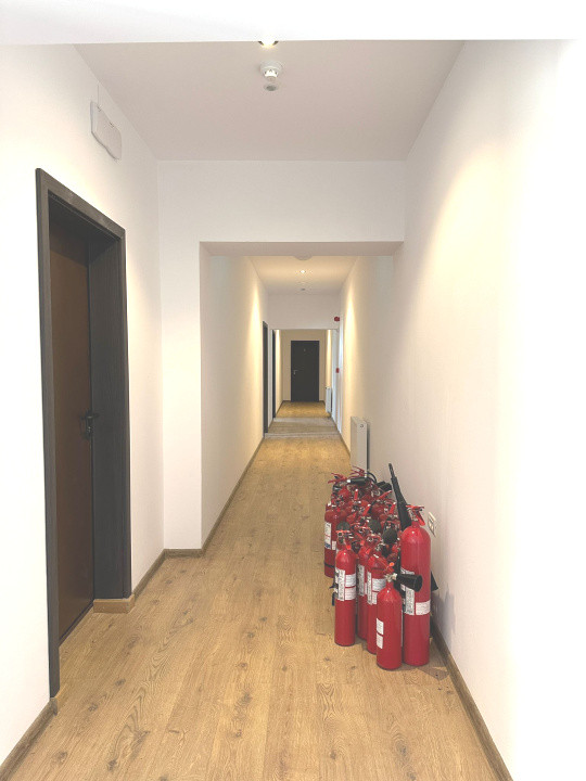 Clădire renovată, pretabilă pentru hotel, pensiune, retreat, centru, etc 