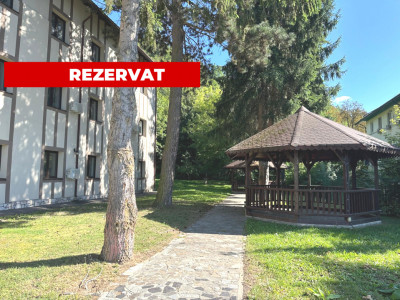 Clădire renovată, pretabilă pentru hotel, pensiune, retreat, centru, etc 