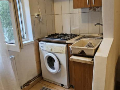 Garsonieră Tractorul