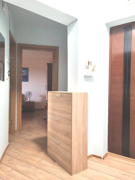 Oportunitate! De închiriat Apartament 2 camere decomandat