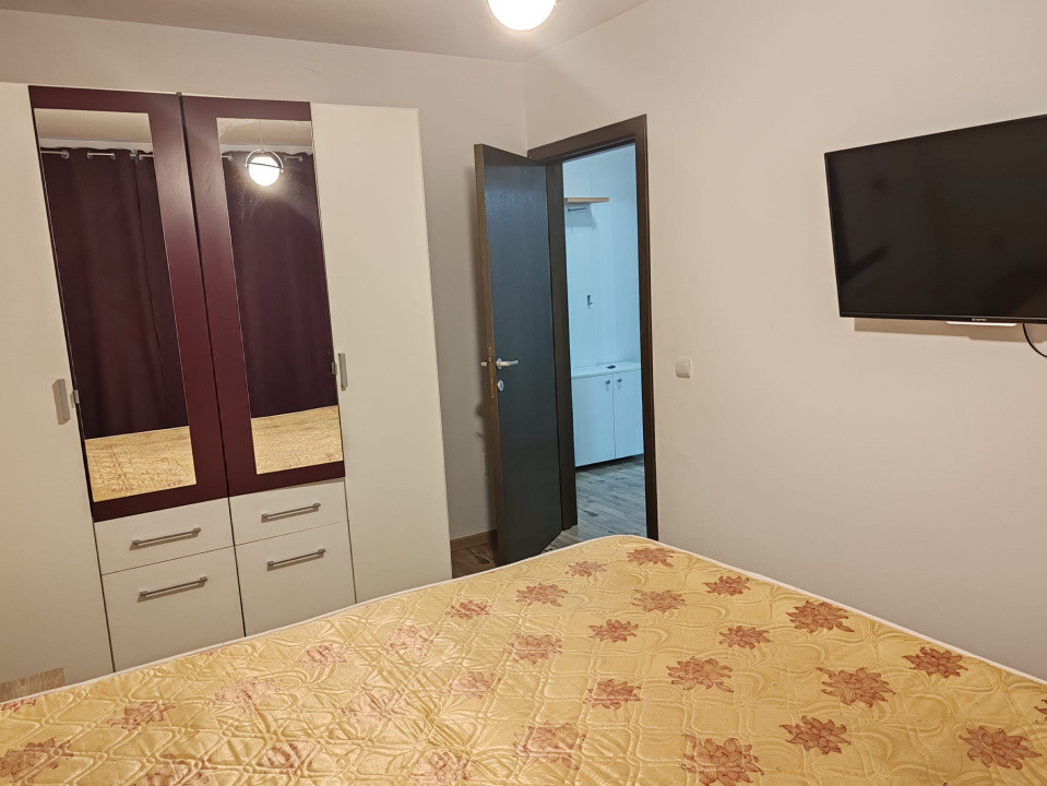 Apartament zona  Mall Coresi