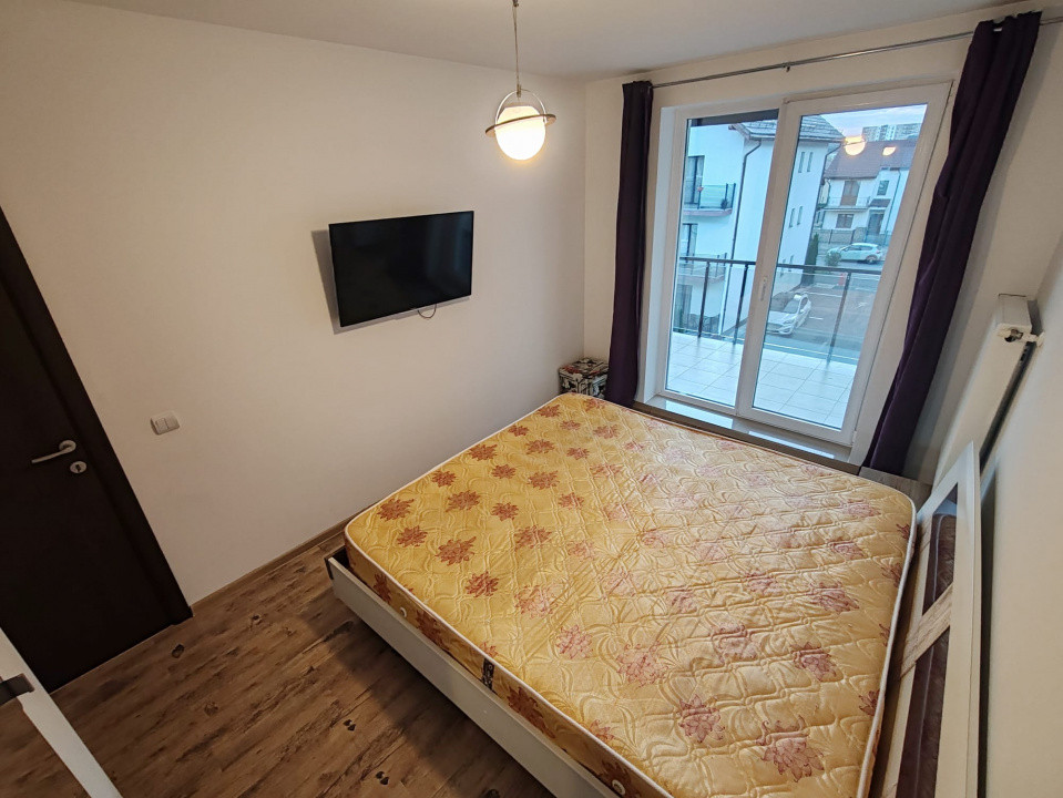 Apartament zona  Mall Coresi