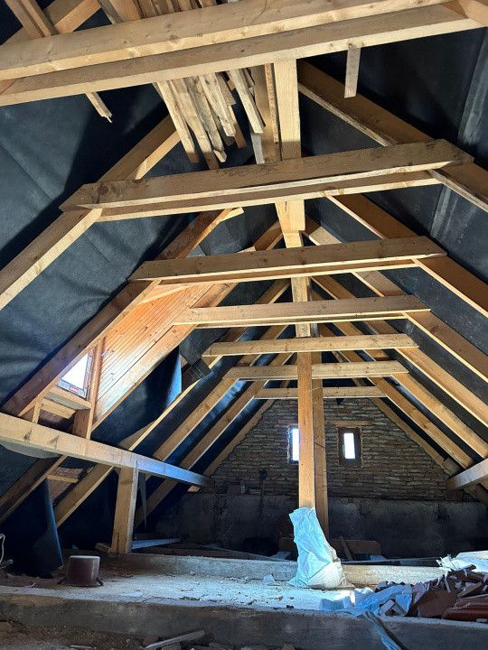 Apartament  2 camere  Zona Centru  !