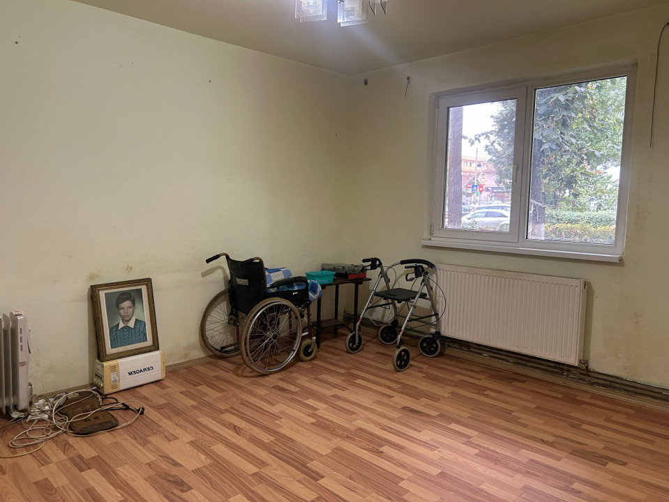 Apartament 2 camere – Tractorul, lângă Piața Tractorul