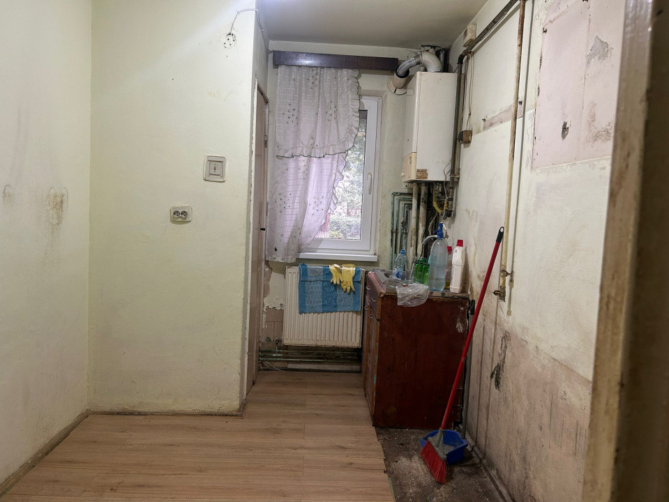 Apartament 2 camere – Tractorul, lângă Piața Tractorul